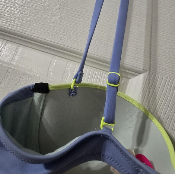 Victoria's Secret Colorblock Bikini Swim Top, Demi Cut, Padded Cups, Sz 36B, EUC - Picture 5 of 8